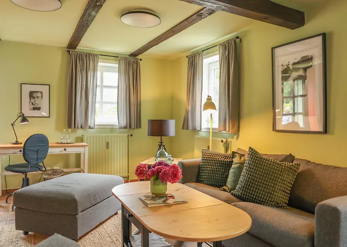 Gut Hotel 3*