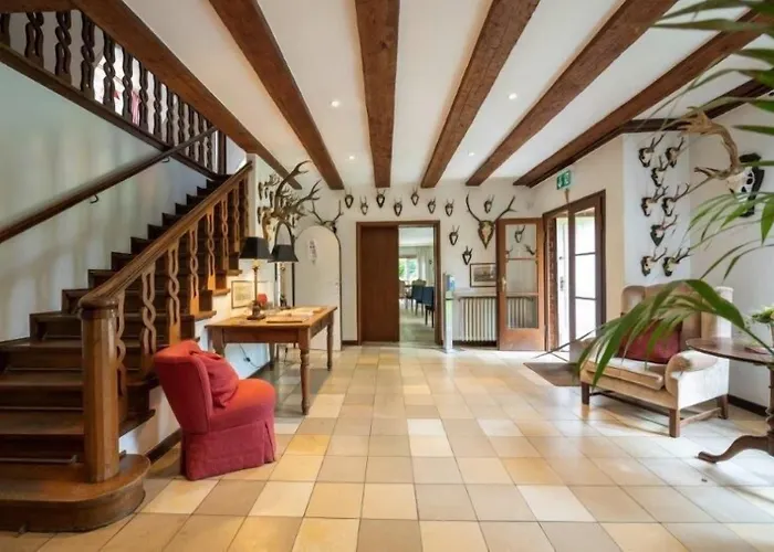 Gut Hotel 3*